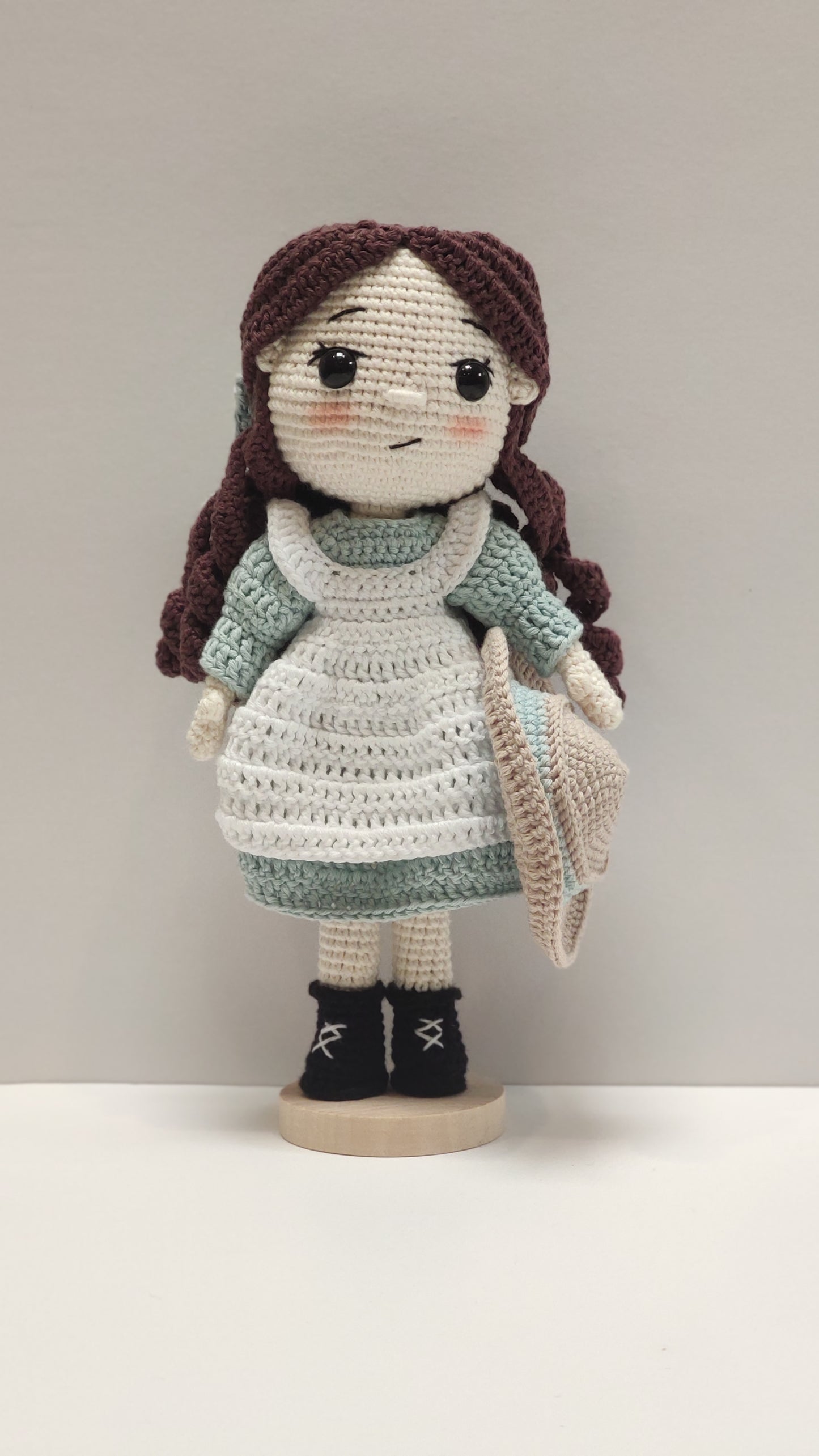 Anne and Diana Crochet Doll Set